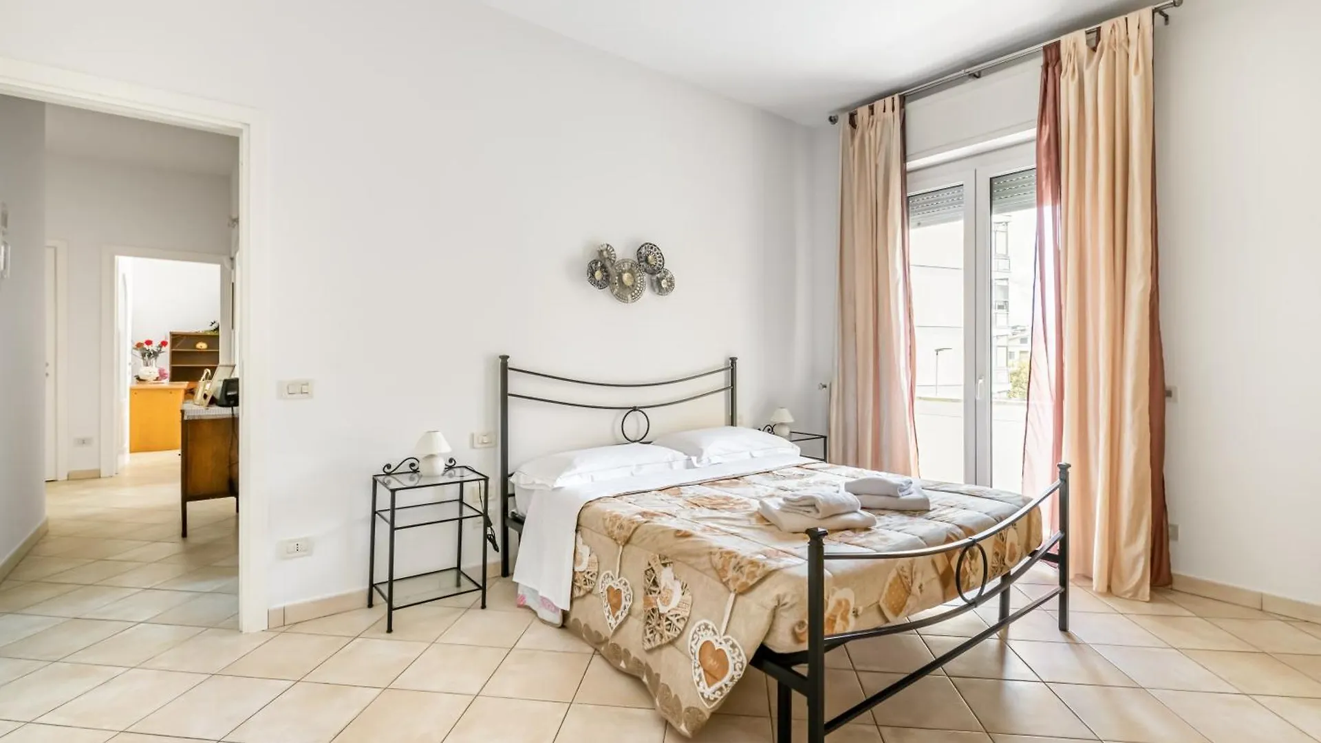 Florence Quiet And Cozy Apartment With Balcony Italy
